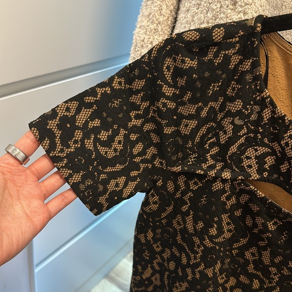 Michael Kors dress size P/S - NWT MSRP $125 - Picture 3 of 8